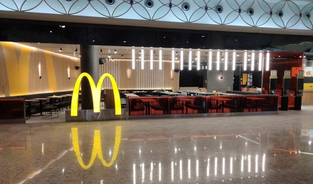 McDonald's opens outlet at MumbaiTerminal 2