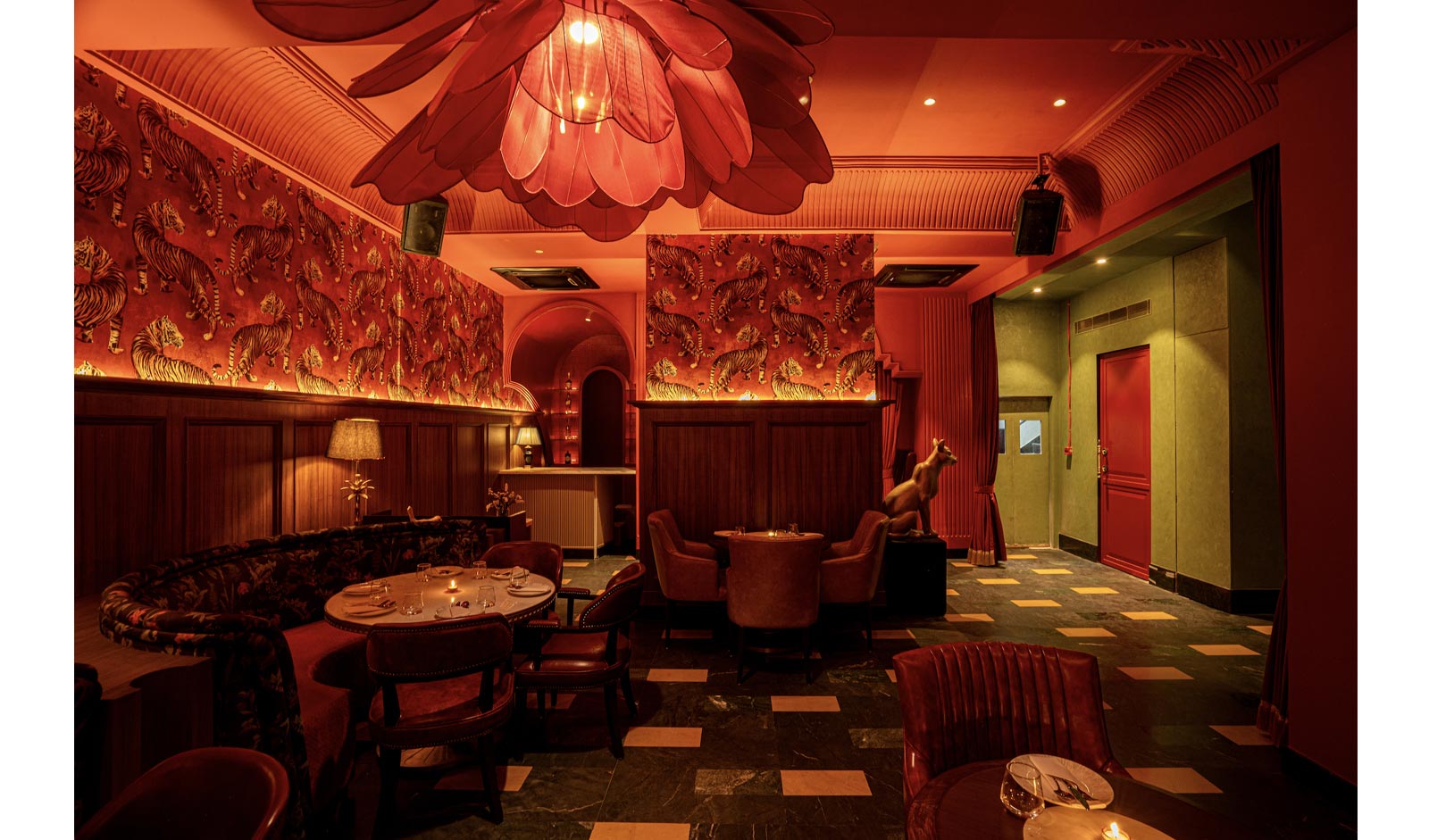 Small Spaces, Big Impact: The Rise of Intimate Dining 