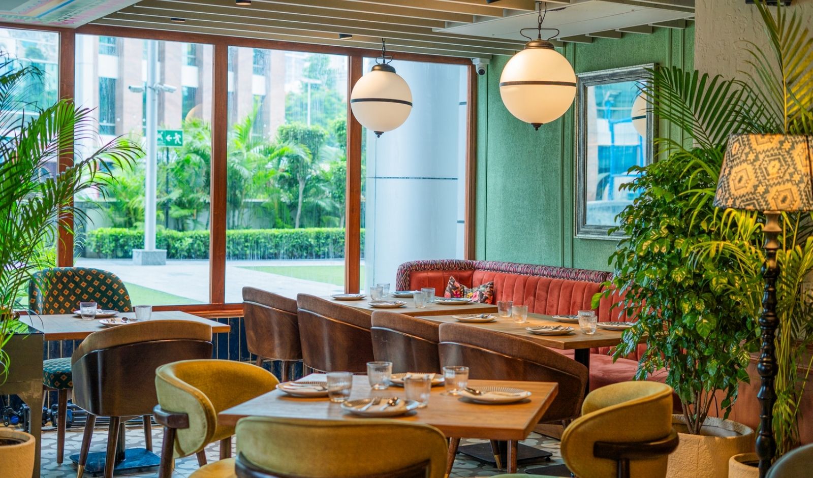 Restaurant India News: Bombay Brasserie Opens Flagship in CyberHub, Gurugram with Unique Indian Flavours