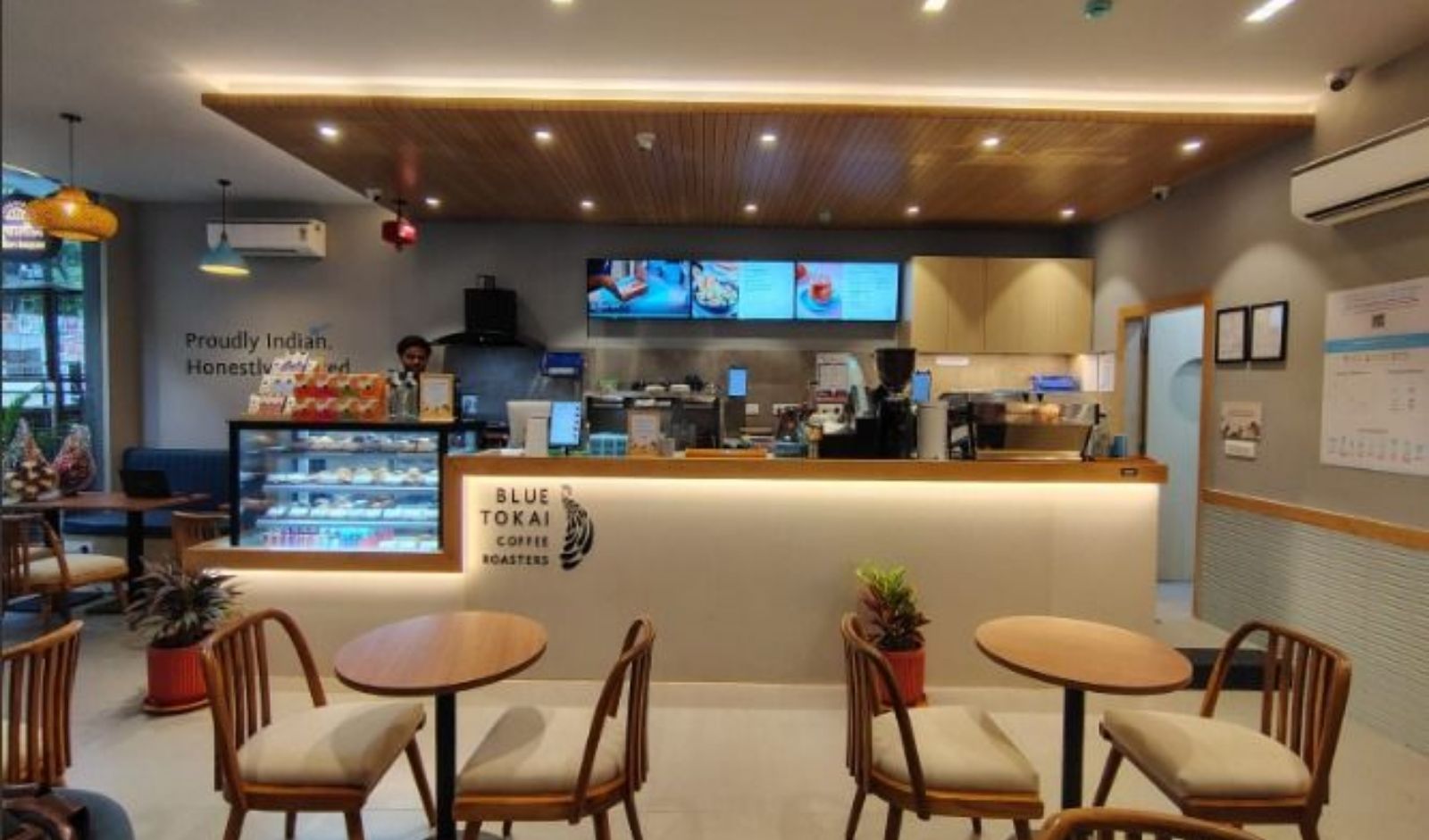 Restaurant India News: Blue Tokai Coffee Roasters Launches Third Café in Thane