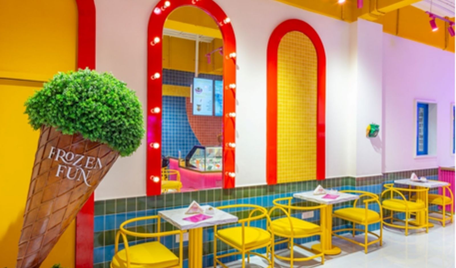 Restaurant India News: Frozen Fun Opens Second Large-Format Gelato Café in Belapur