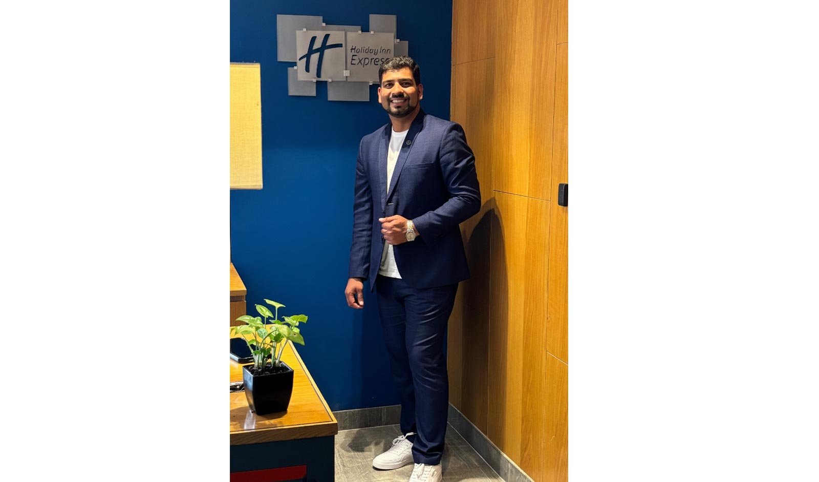 Restaurant India News: Holiday Inn Express Promotes Faisal Khan to Hotel Manager, Nashik Indira Nagar