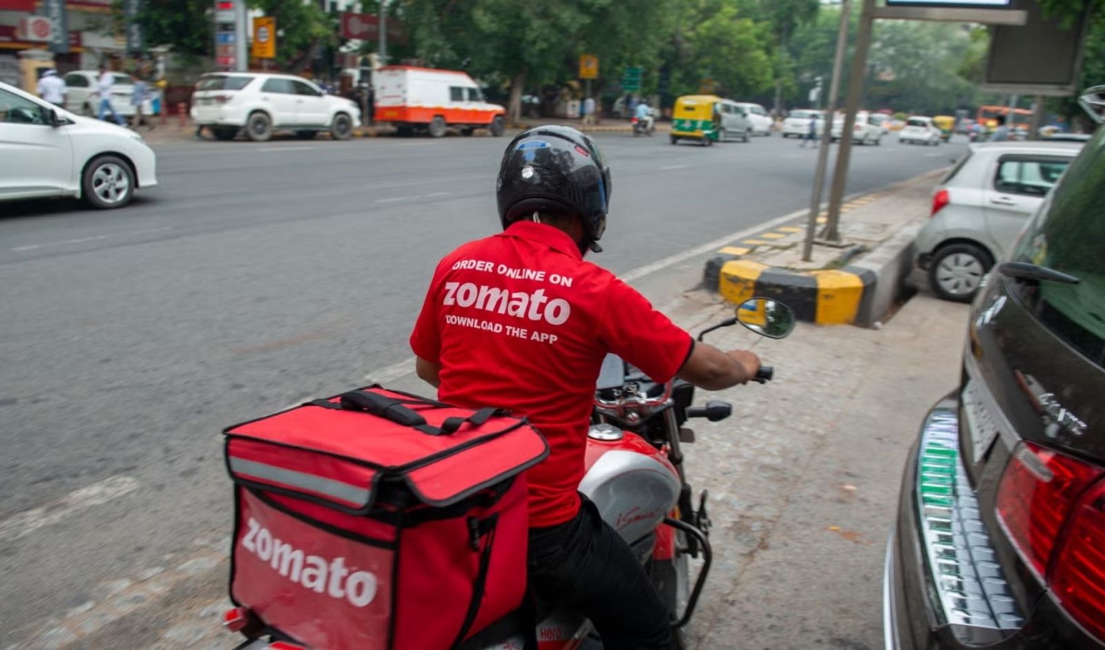 Restaurant India News: Zomato Launches Multi-City Road Safety Initiative for Delivery Partners