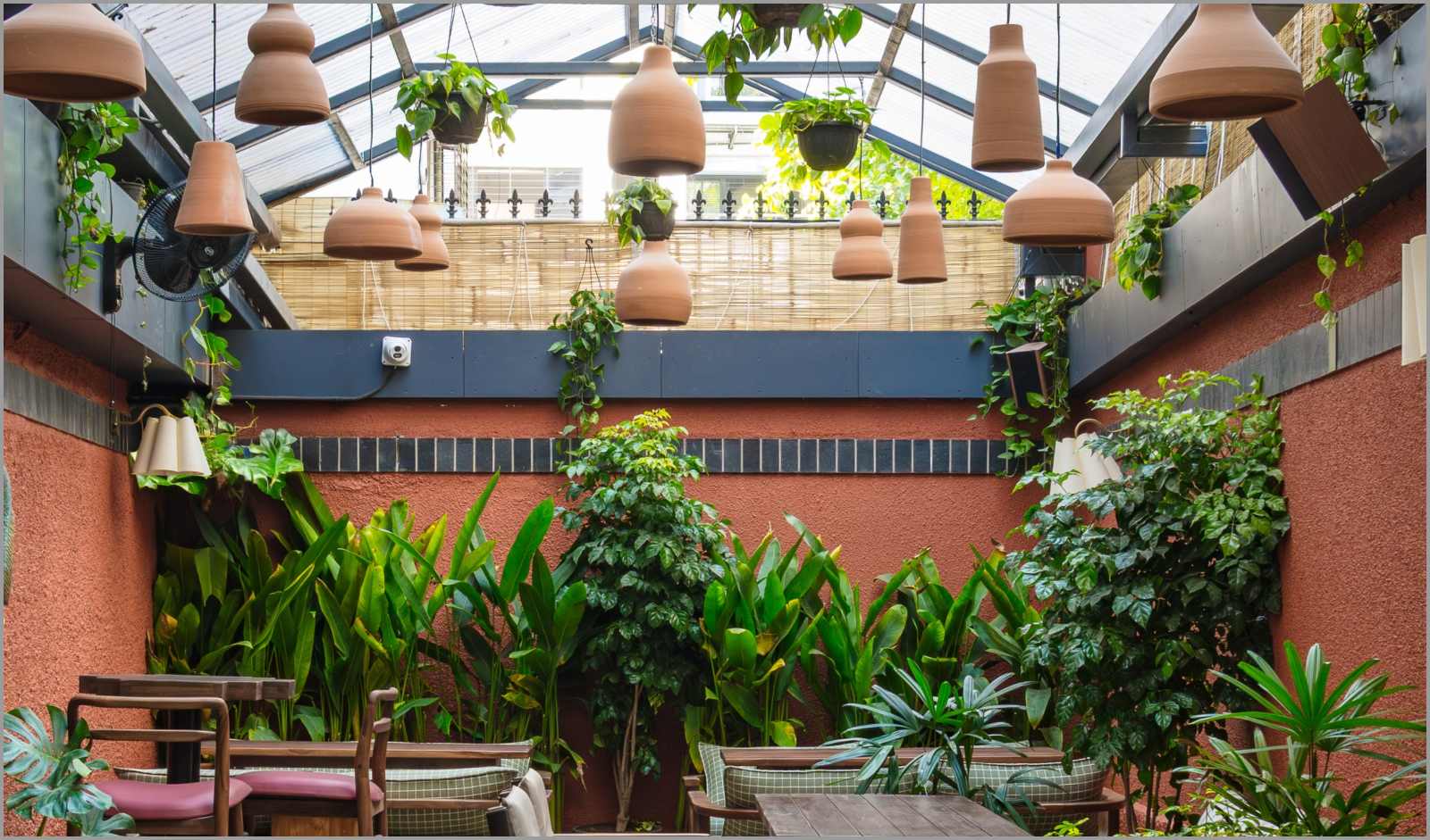 Restaurant India News: The Gulmohar Bar & Curry House Unveils its New Koregaon Park address in Pune