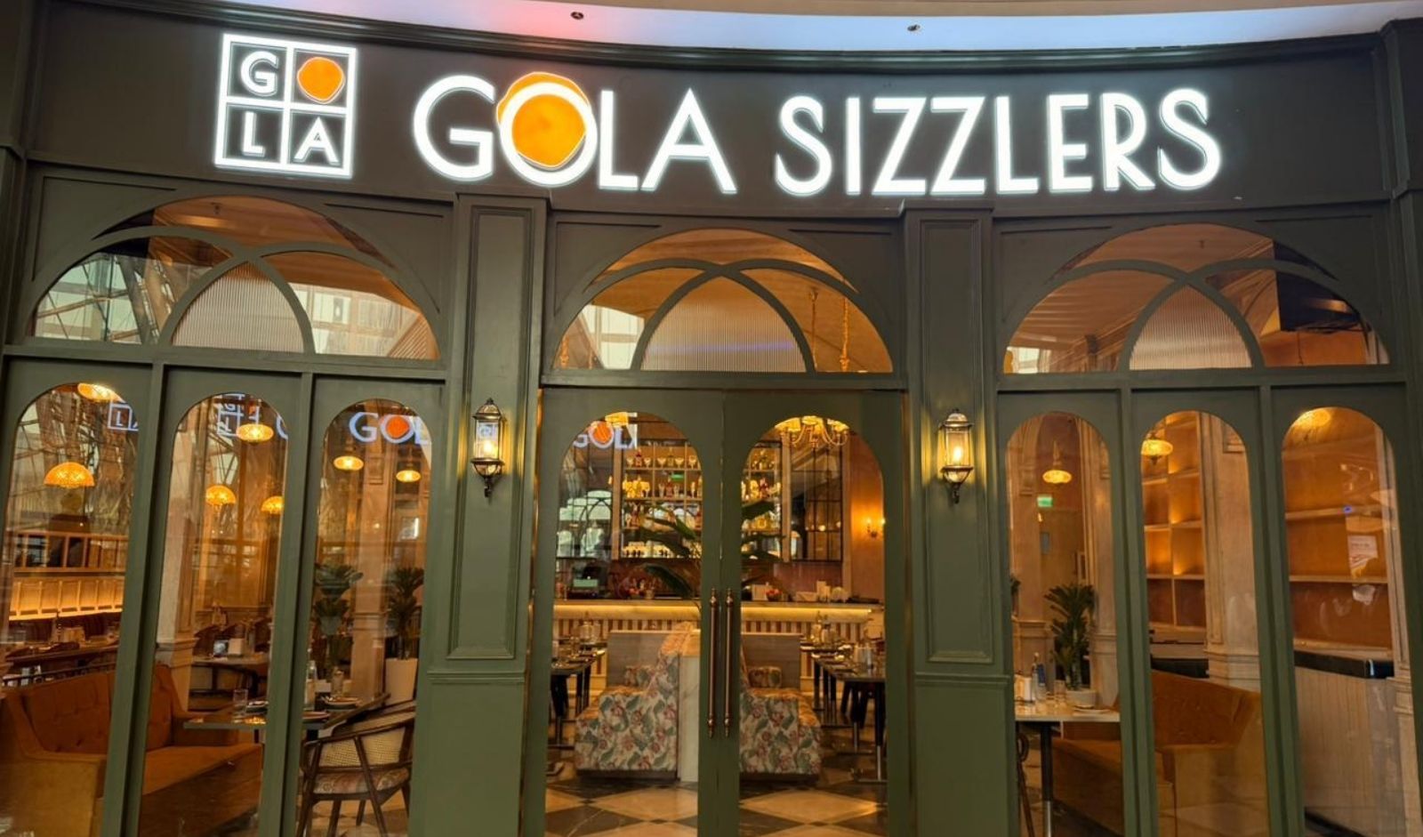 Restaurant India News: Gola Sizzlers Launches 32nd Outlet at Vegas Mall Dwarka
