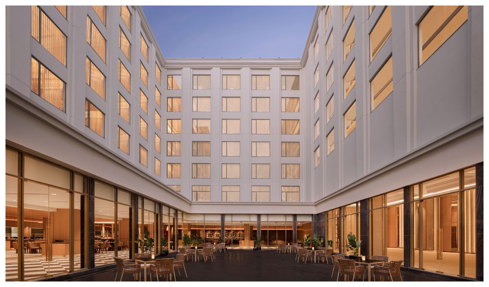 Restaurant India News: Hilton Opens DoubleTree by Hilton Bengaluru Airport, Its Largest Hotel in India