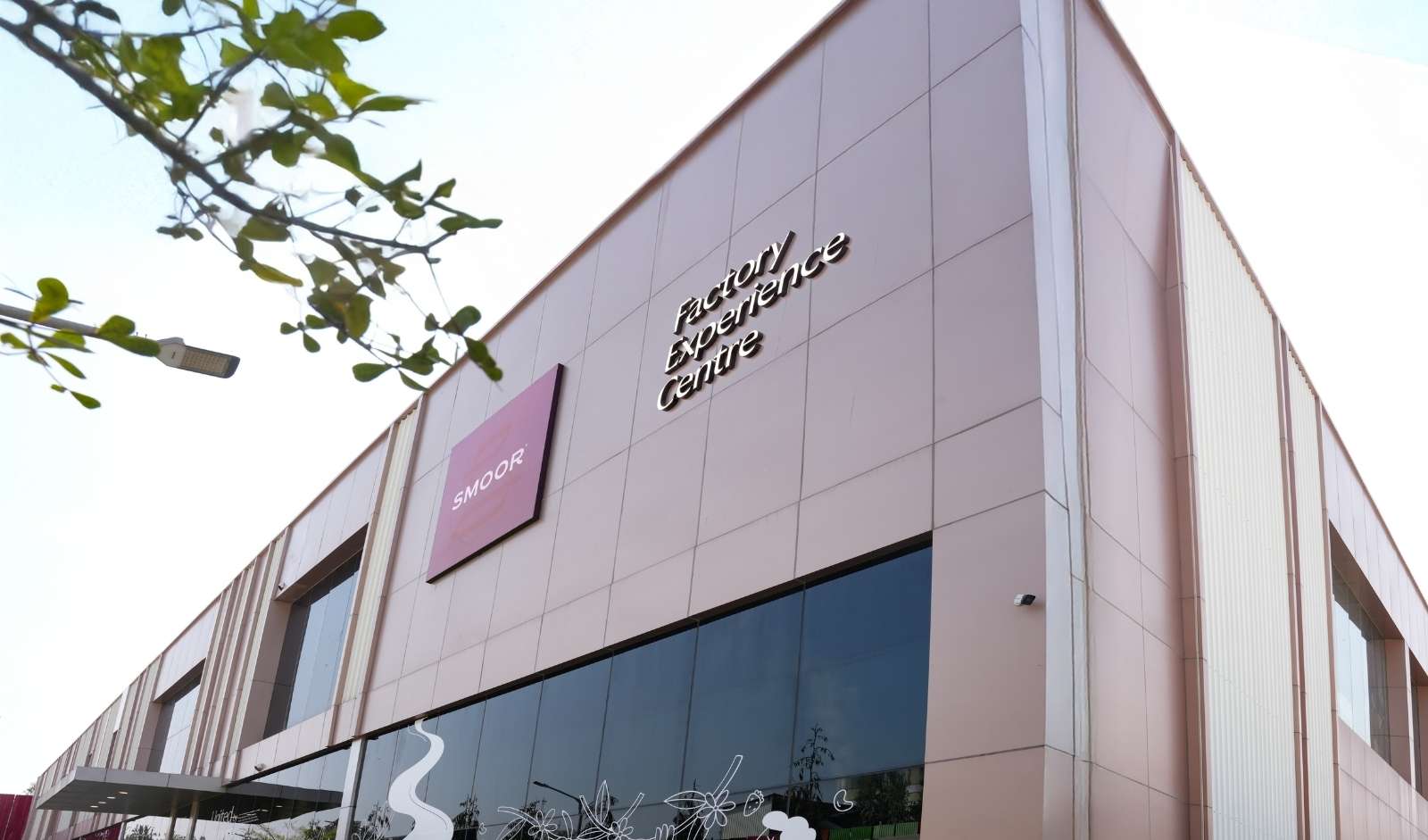 Restaurant India News: SMOOR Launches India’s Largest Chocolate Experience Centre in Bengaluru