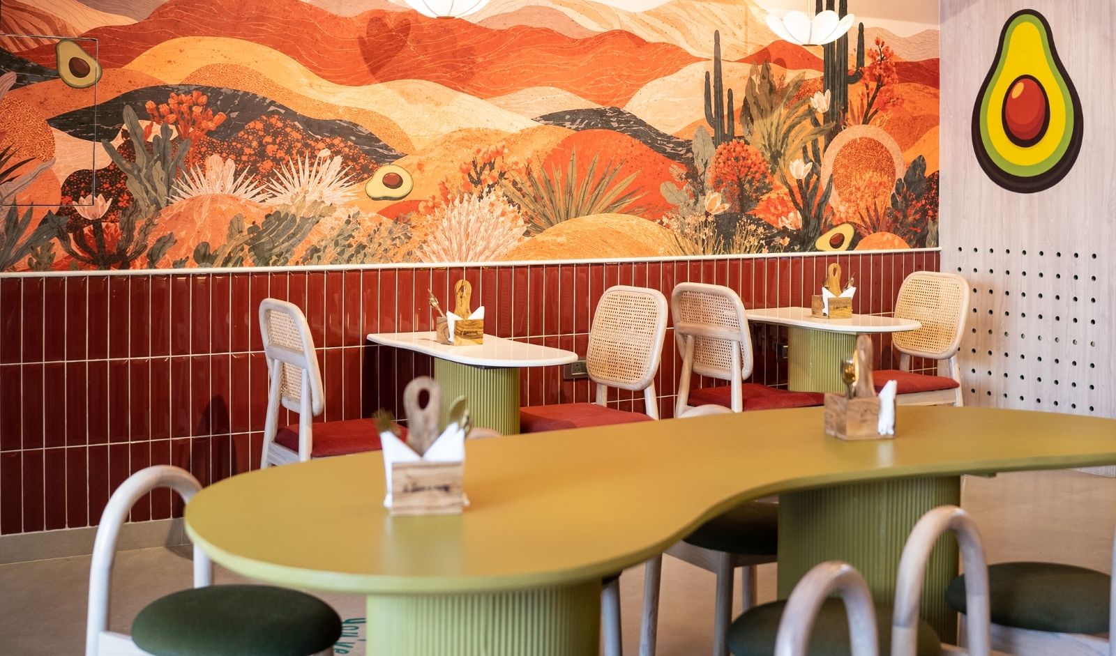 Restaurant India News: Guacamole Co. Launches First Mexican-Inspired QSR Outlet in Delhi