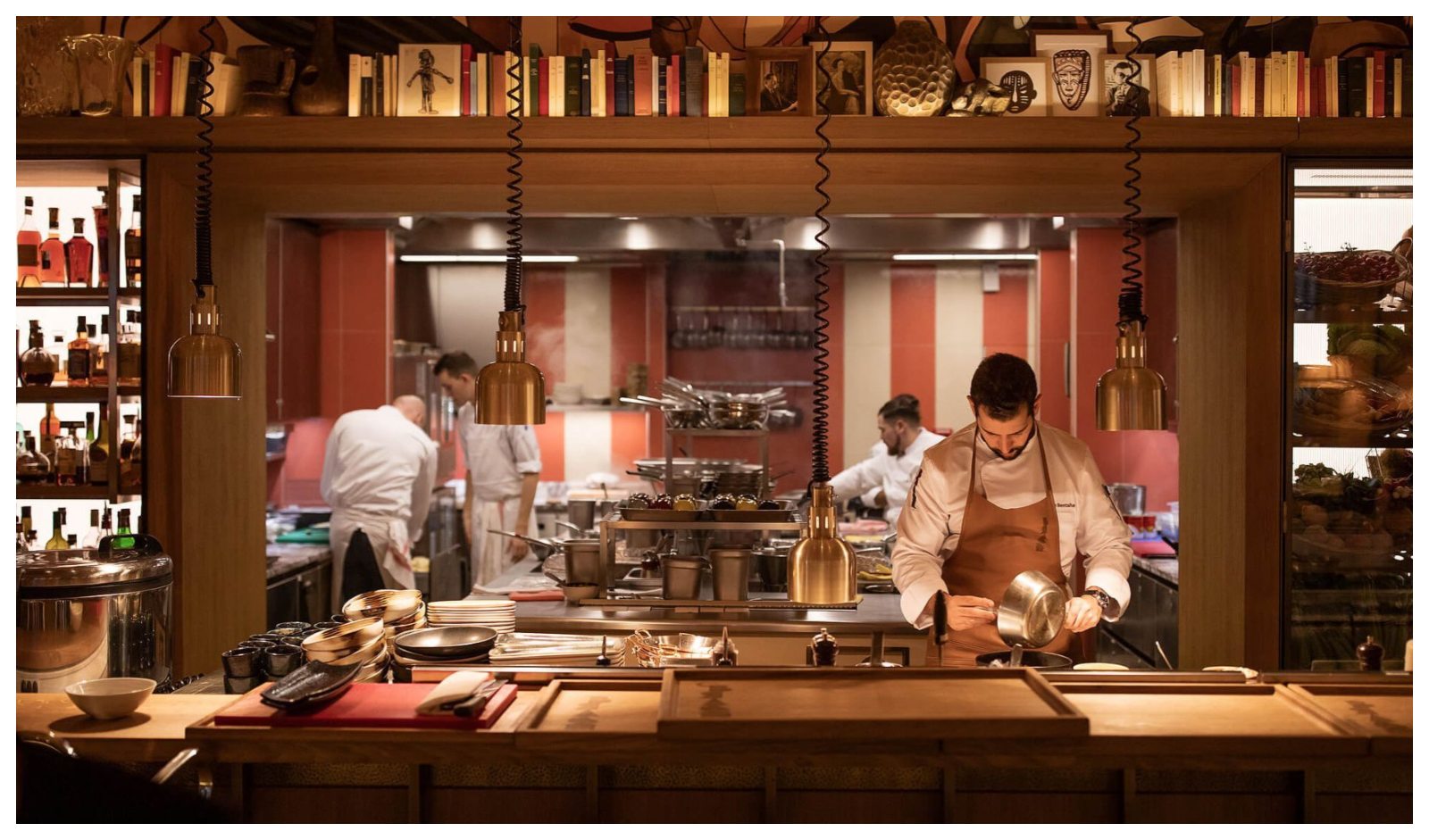 How Open Kitchens Are Redefining Restaurant Experiences