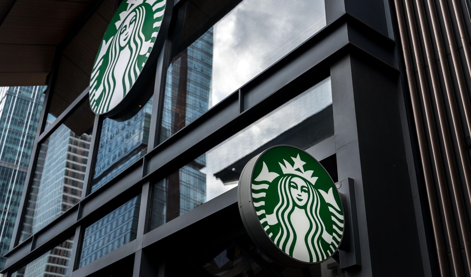 Restaurant India News: Starbucks India Narrows FY26 Losses to Rs 49.47 Crore as Store Expansion Fuels Growth