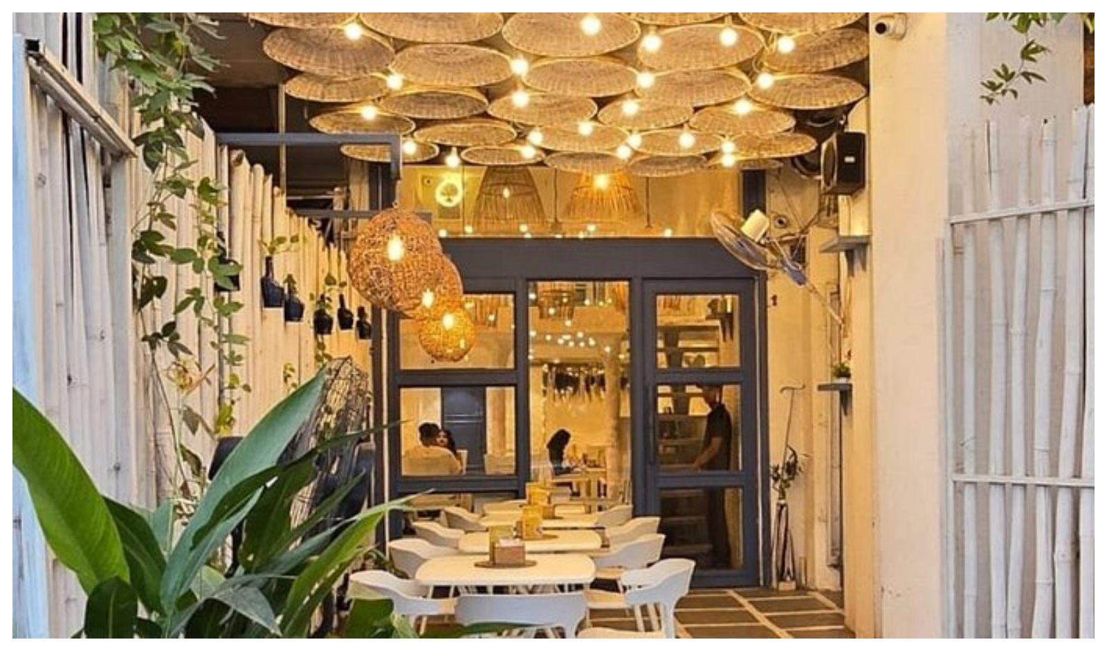How AI is Transforming Demand Forecasting for Cafés