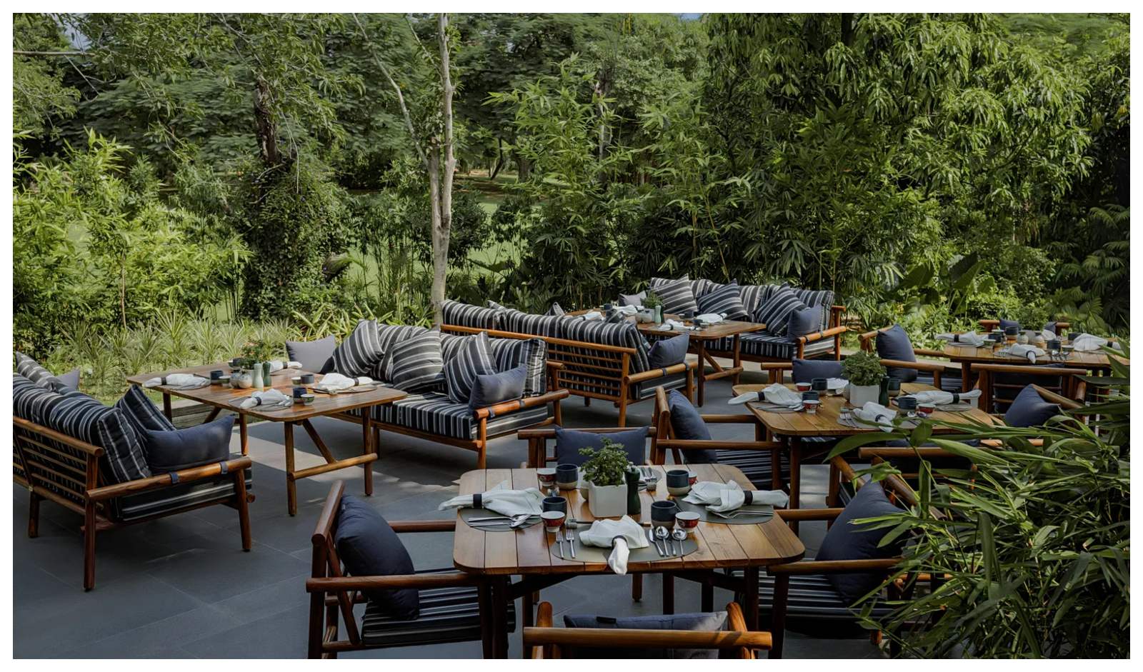 How Outdoor Seating is Transforming Restaurant Economics