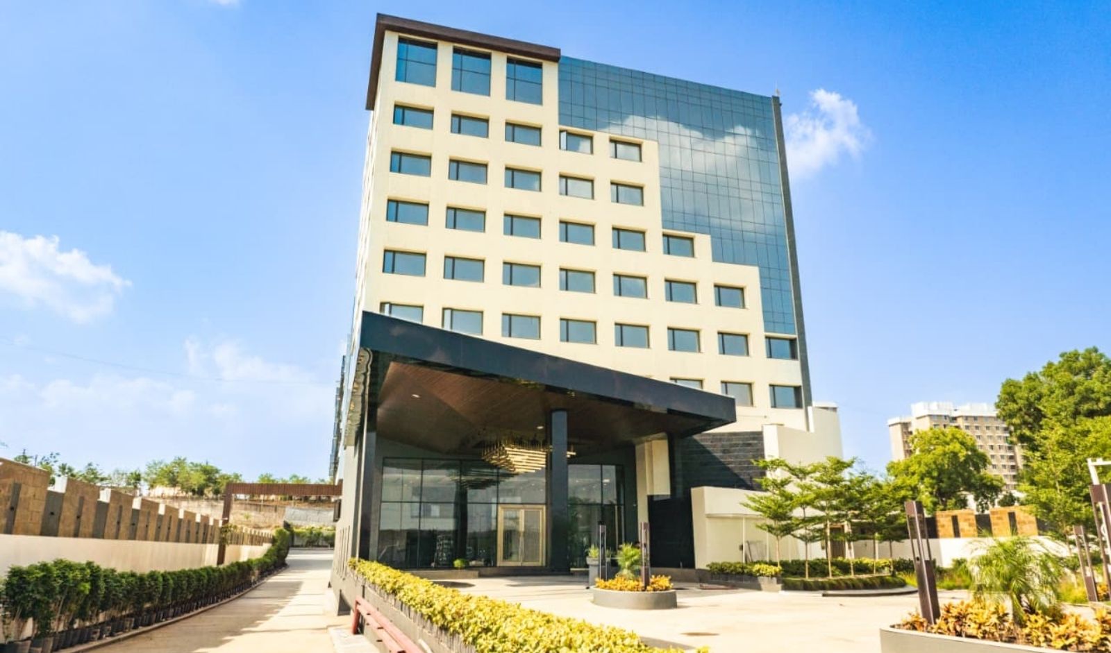 Restaurant India News: Pride Hotels Signs Long-Term Lease for Pride Plaza Indore