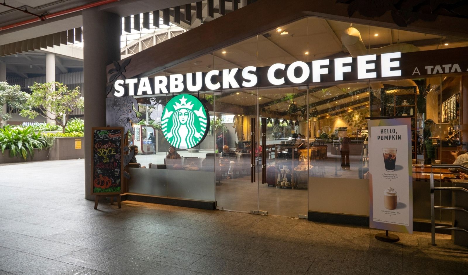 Restaurant India News: Tata Starbucks Narrows Losses, Accelerates Café Expansion Across India