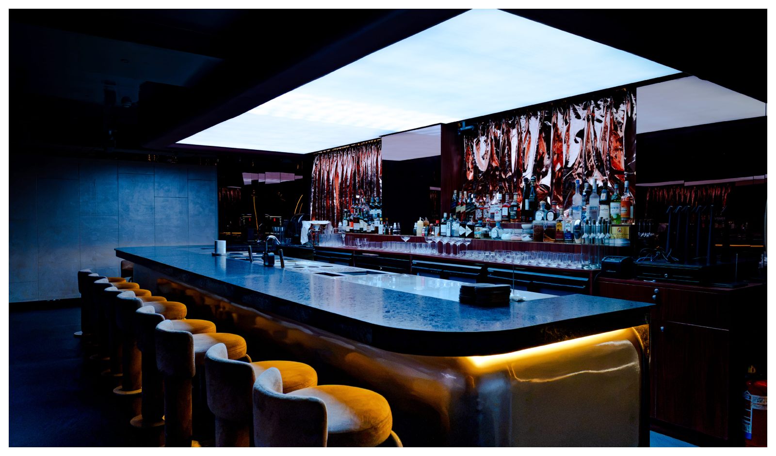 TUA & Synthe Brings Contemporary Pan-Asian Dining and Immersive Cocktails to Kolkata