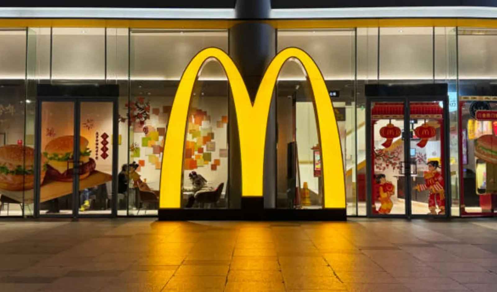 McDonald’s Tests Brand Ads on Digital Menu Boards to Build New Revenue Stream