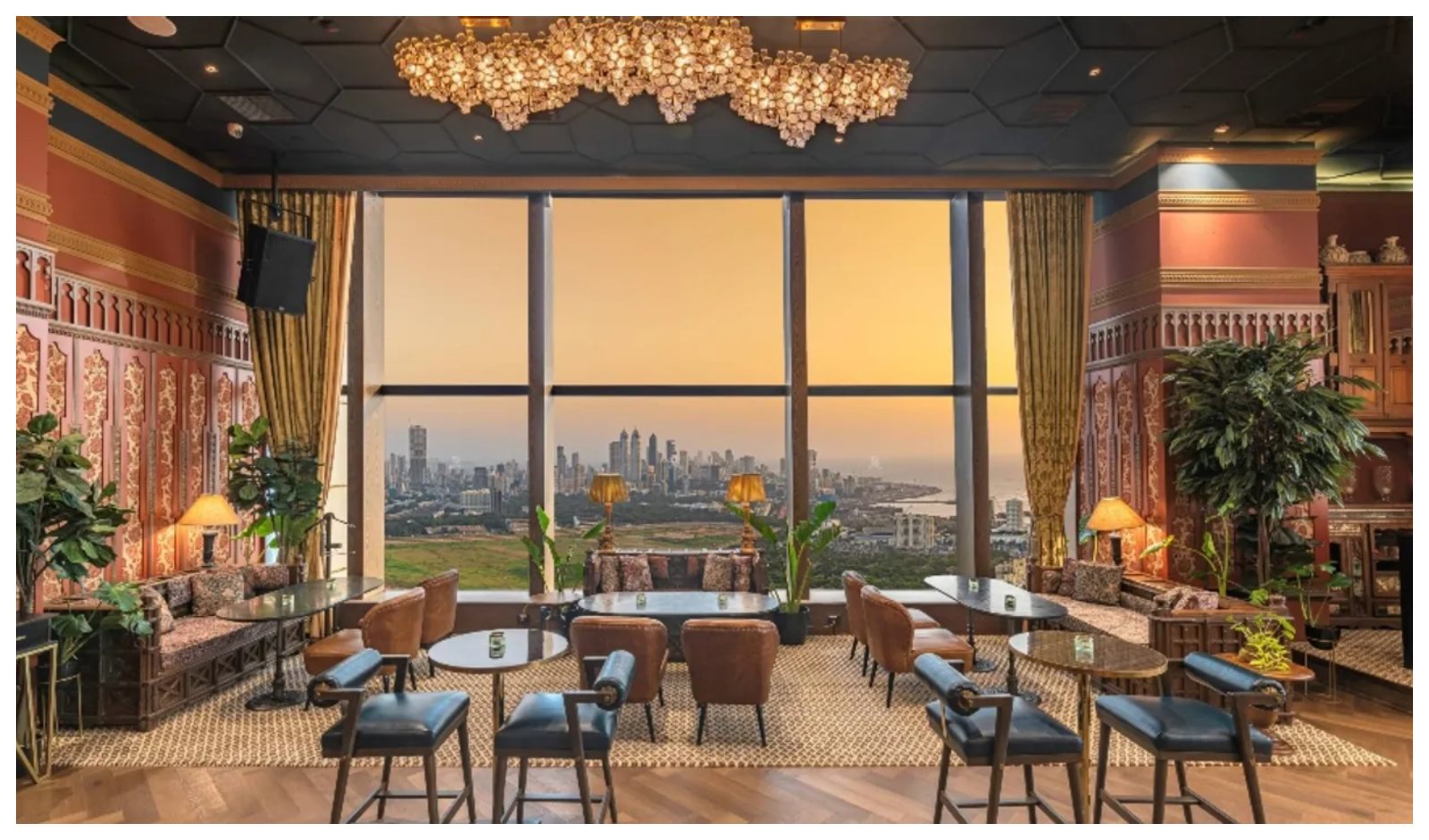 Festive Demand Drives New Menus, Delivery Growth and Dining Experiences