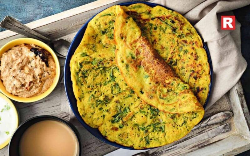 1. Oil-Free Moong Dal Chilla