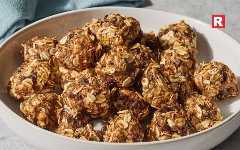 10. Oats & Peanut Butter Energy Bites