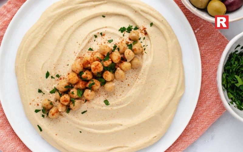 10. Zero-Oil Hummus