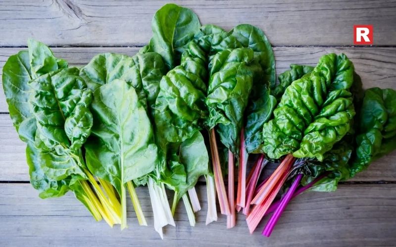 3. Leafy Greens (Spinach, Kale, Swiss Chard)
