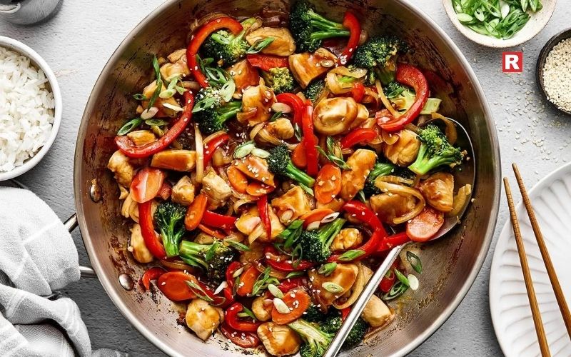 5. Garlic in Quick Stir-Fries and Sautéed Dishes