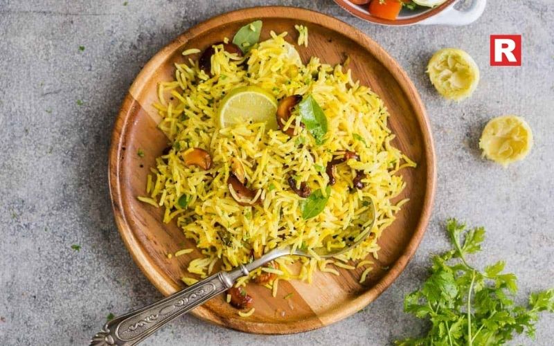 5. Zero-Oil Lemon Rice