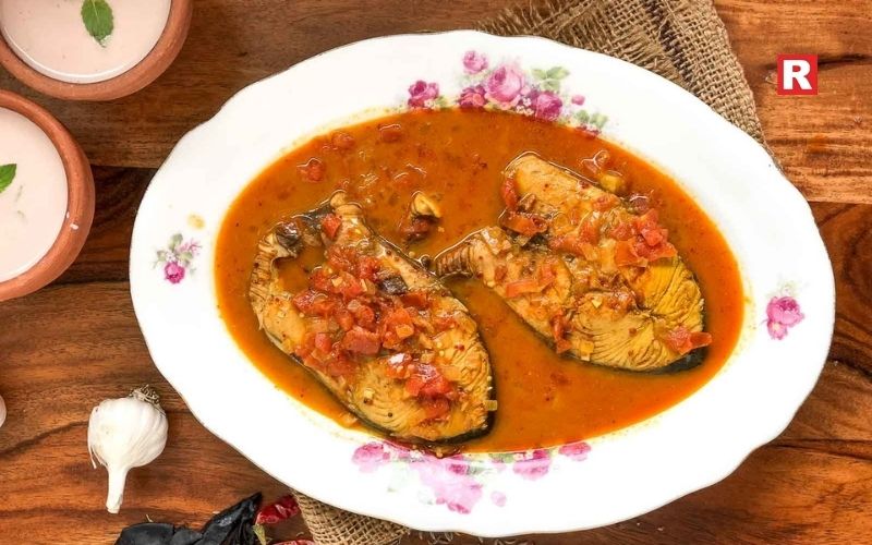6. Malvani Fish Curry