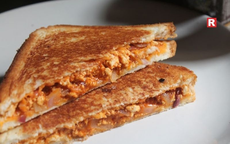 6. Stuffed paneer sandwiches