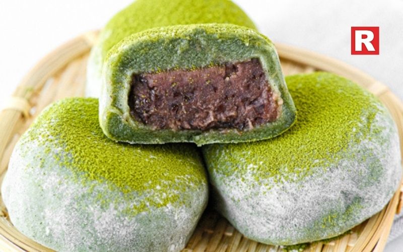 8. Matcha Daifuku