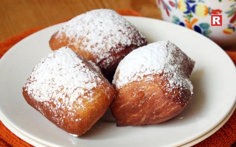 9. France: Beignets
