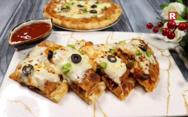 9. Paratha Pizza-Style (India/Pakistan)