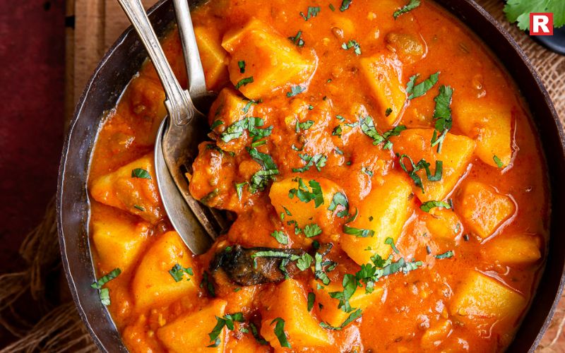 Aloo Tamatar Ki Sabzi