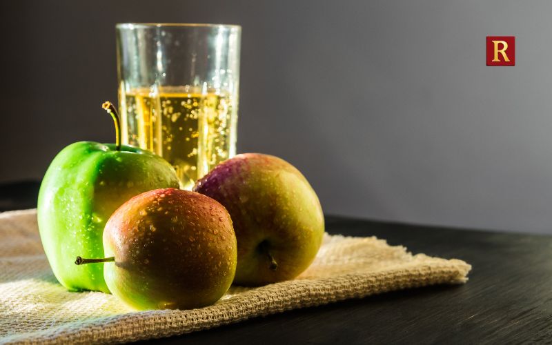 Apple Sparkling Drink