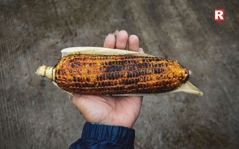 Bhutta – The Taste of Mumbai’s Beaches During Rain