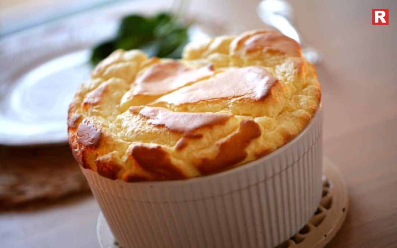 Cheese Soufflé – The Elegant Melt