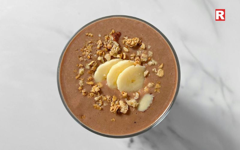 Chilled Chocolate Oats Smoothie Bowl
