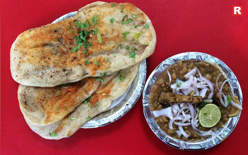 Chole Kulche (Delhi & Punjab)