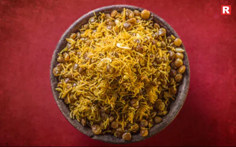 Dalmoth – The Perfect Crunchy Snack