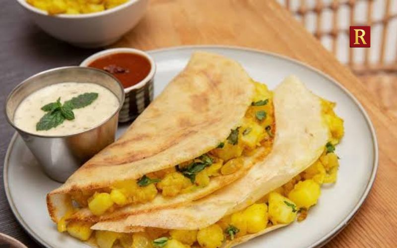 Dosa: Crisp, Soft and Made for Tearing