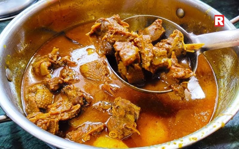 Duck Meat Curry (Haanh Mangxo)
