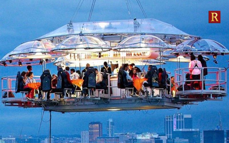 Experiential Dining