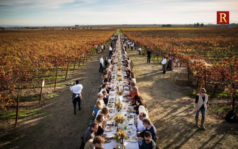 Farm-to-Table Dining