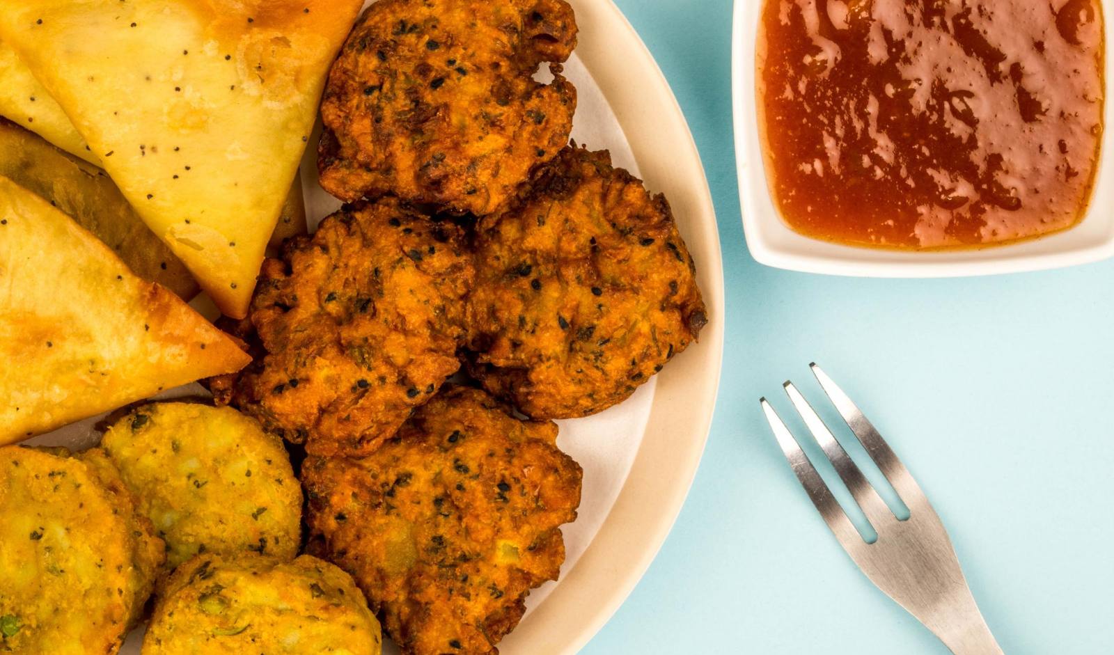 Frozen Samosas and Aloo Tikkis Are Becoming At-Home Entertaining Essentials