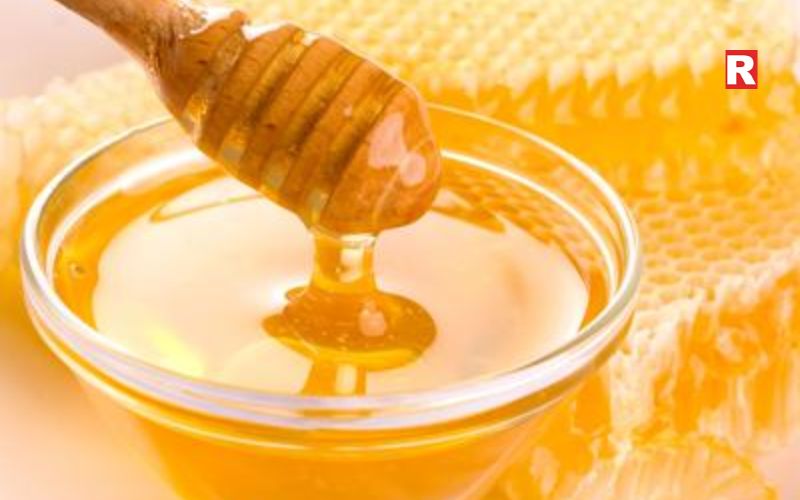 Honey Is Replacing Artificial Sweeteners