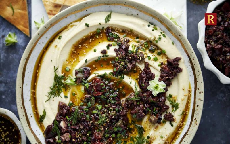 Hummus: Za'atar and Olive Oil Add a New Layer