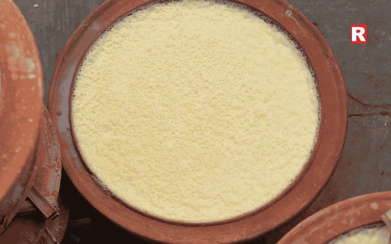 Juju Dhau (King Curd Dessert)