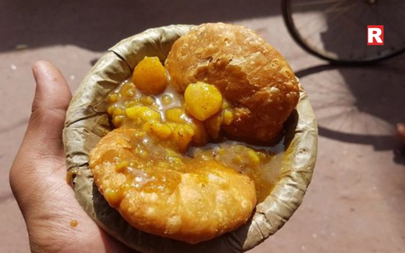 Kachori Sabzi