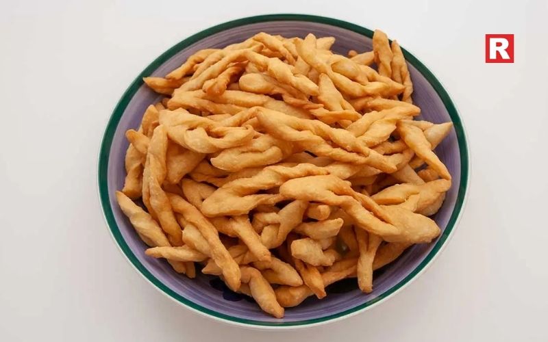 10. Khapse