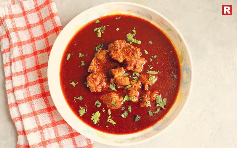 Kolhapuri Tambada Rassa – Bold and Fiery Flavors